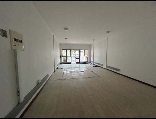 56M² BUILDING TO LET IN HOUT BAY CENTRAL